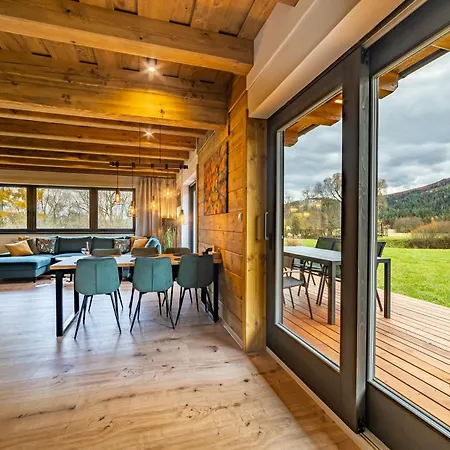 Na Samote V Raji 펜션 Hrabušice