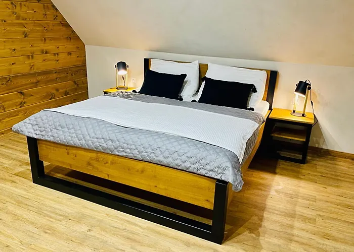 Tatil Evi Na Samote V Raji