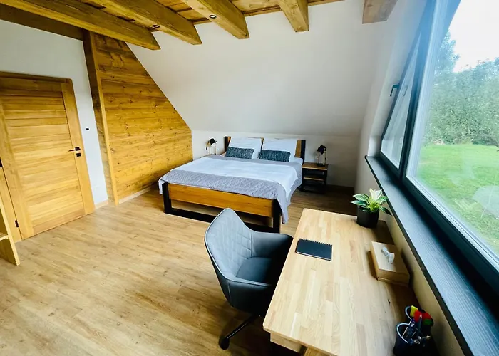 Na Samote V Raji 別荘 *