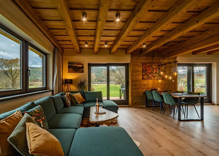 Na Samote V Raji 別荘 *